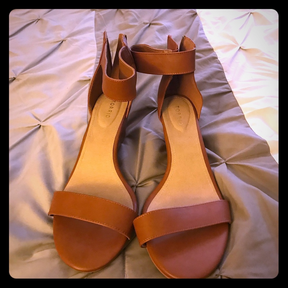 Cute brown wedge